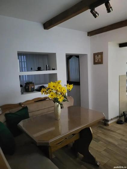 Casă cu 4 camere cu Teren 700 Mp în Central