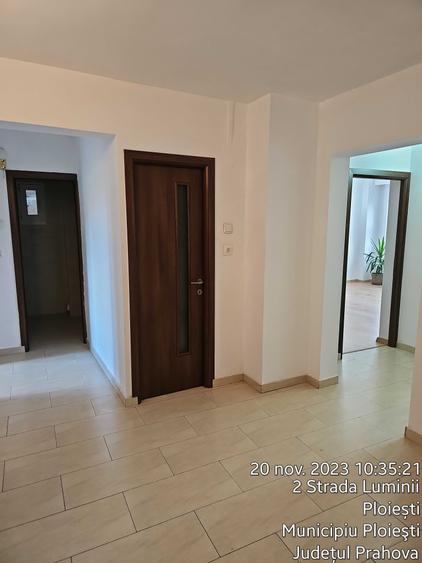 Apartament cu 4 camere decomandat în Ultracentral