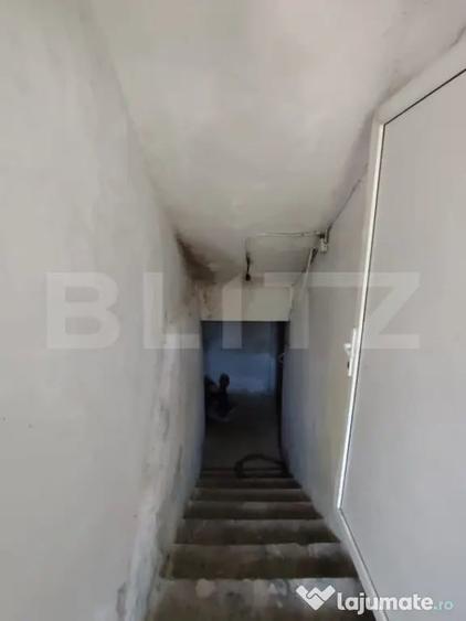 Casă cu 4 camere cu Teren 350 Mp în Central