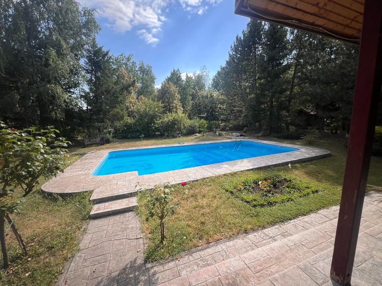 Casă individuală cu 5 camere cu Piscina în Corbeanca