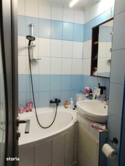Apartament cu 2 camere decomandat în Obor