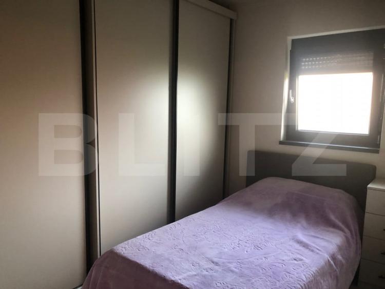 Casă cu 4 camere cu Teren 715 Mp în Păulești