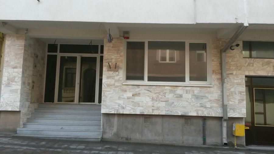 Spațiu comercial, de 125 mp, în Peninsula