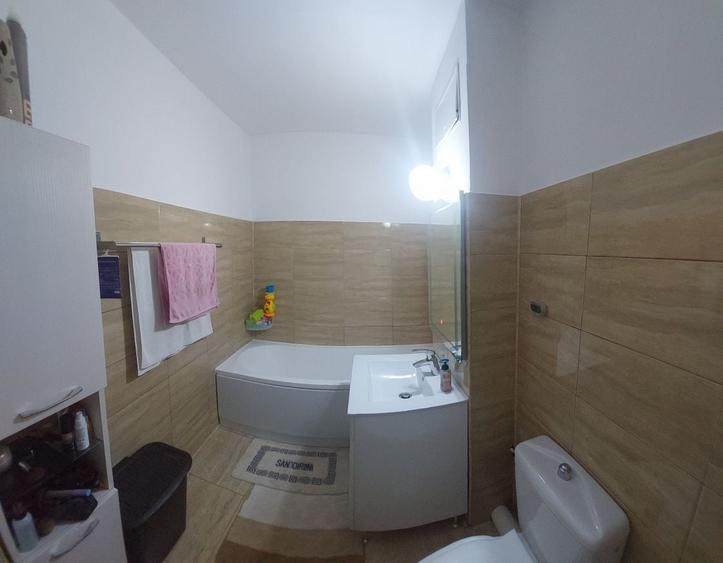 Apartament cu 2 camere decomandat în Inel I