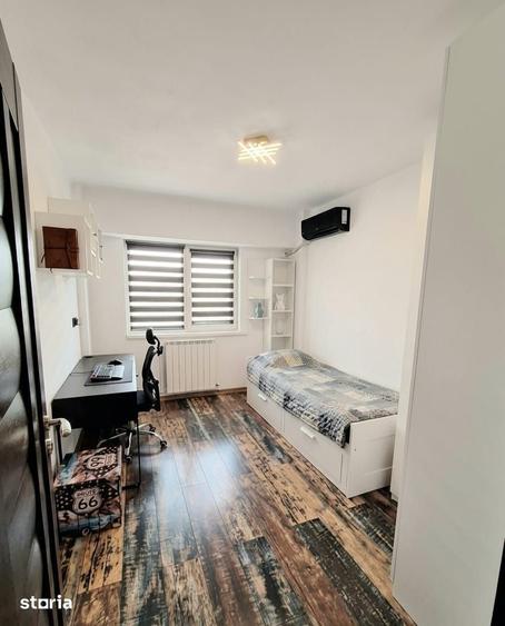 Apartament cu 3 camere decomandat în Coiciu