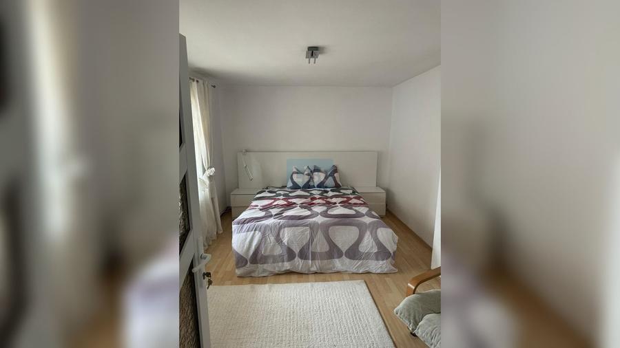 Casă cu 5 camere cu Teren 483 Mp în Unirea