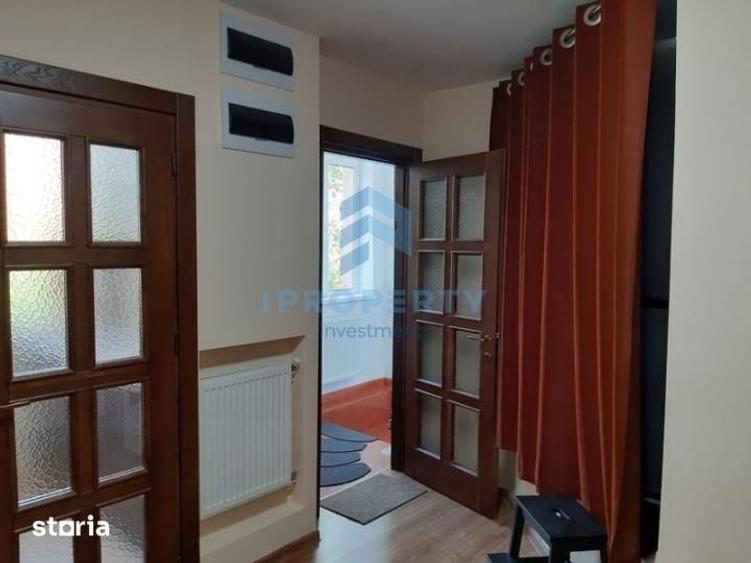 Apartament cu 3 camere decomandat în Romană