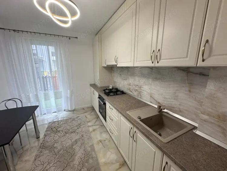 Apartament cu 2 camere decomandat în Turnișor