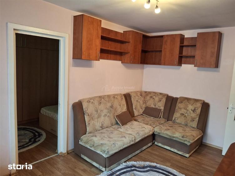 Apartament cu 3 camere în Micro II