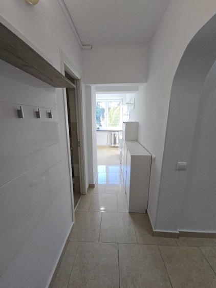 Apartament cu 2 camere decomandat în Colentina