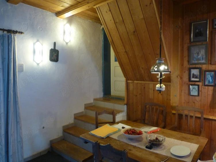 Casă cu Teren 2850 Mp în Brebu