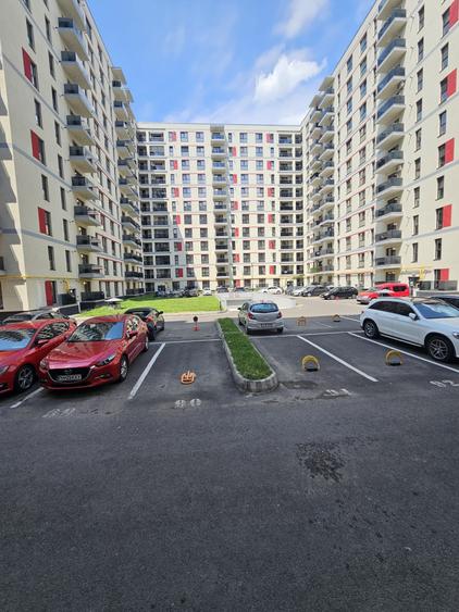 Apartament cu 3 camere decomandat în Lujerului