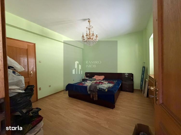 Casă cu 4 camere cu Teren 5000 Mp în Puchenii Mari