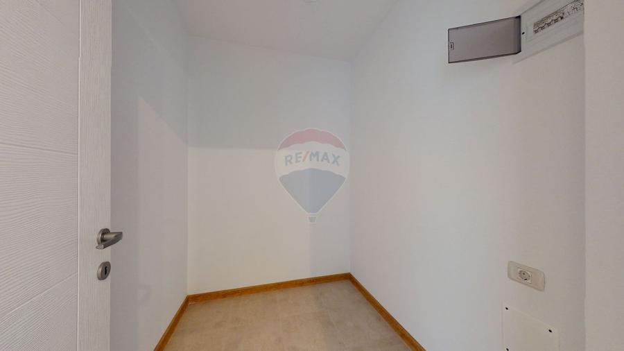 Apartament cu 2 camere semidecomandat în Sânpetru