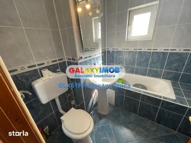 Apartament cu 3 camere decomandat în Peneș Curcanul