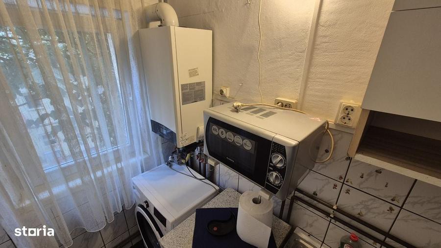 Apartament cu 3 camere semidecomandat în Șagului