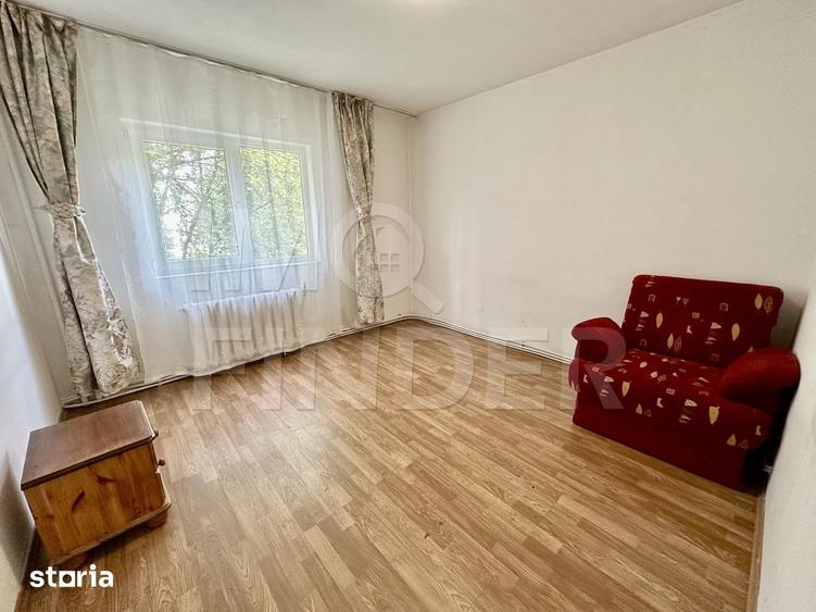 Apartament cu 4 camere decomandat, mobilat în Zorilor