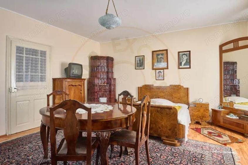 Casa Valea Mare Pravat (Campulung-Arges ) - farmec interbelic - 9915 mp teren - 12