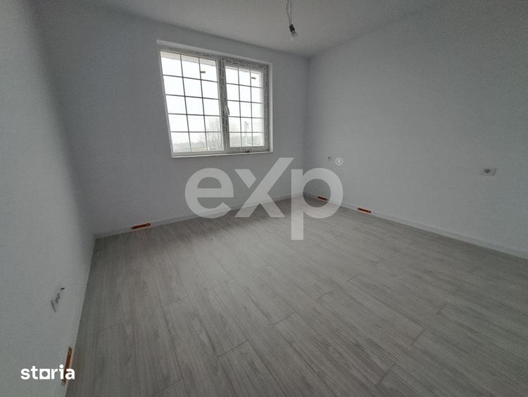 Casă cu 4 camere cu Teren 2500 Mp în Trivale