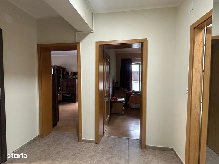 Apartament cu 2 camere decomandat în Răcădău