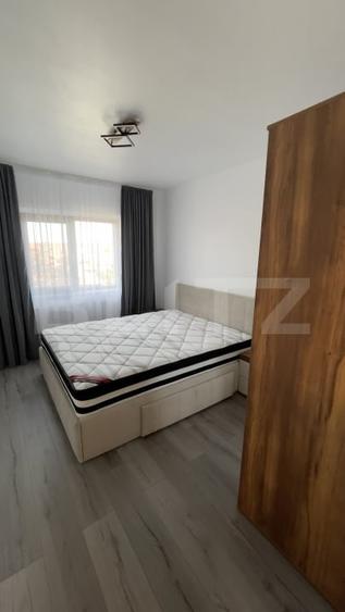 Apartament cu 3 camere decomandat, mobilat în Central