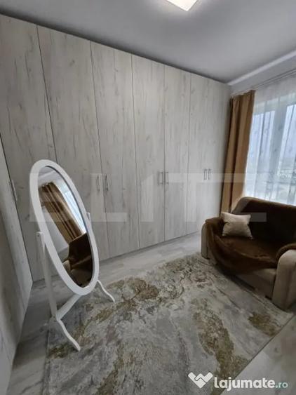 Apartament cu 3 camere decomandat, mobilat în Central