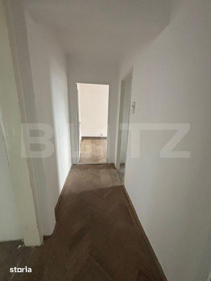 Apartament cu 3 camere decomandat în Vest