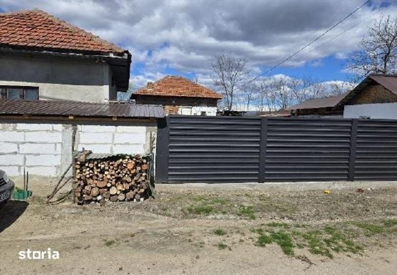 Casă cu 1 camere cu Teren 400 Mp în Mărășești