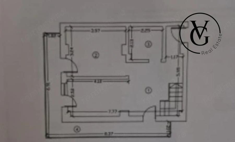 Apartament cu 4 camere decomandat în Central