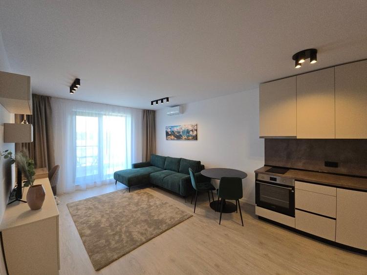 Apartament cu 2 camere semidecomandat, mobilat în Băneasa