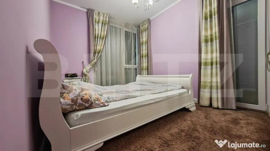 Apartament cu 3 camere decomandat în Central