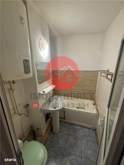 Apartament cu 2 camere decomandat în Central