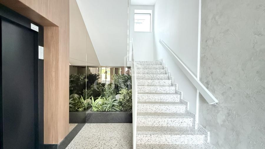 Apartament cu 2 camere semidecomandat în Mărăști