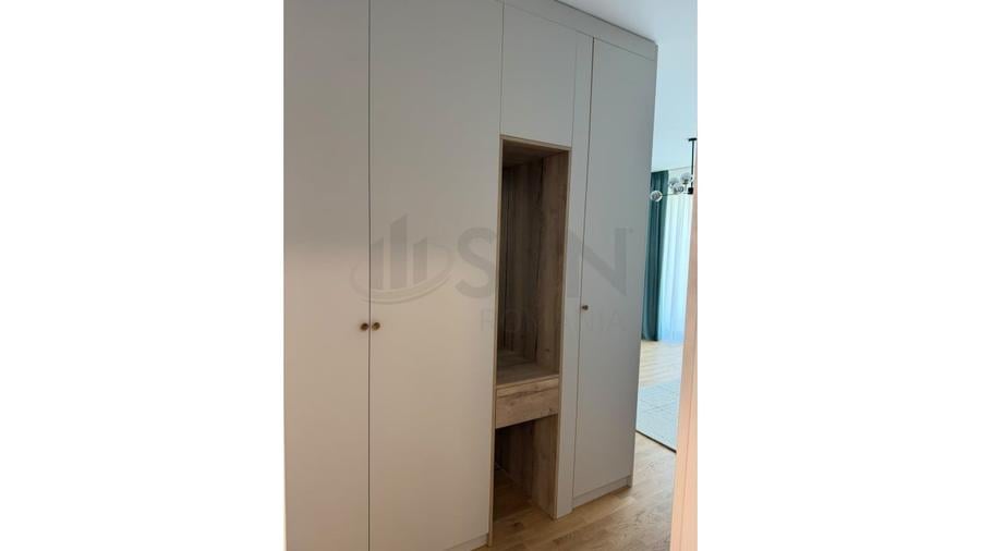 Apartament cu 3 camere decomandat, mobilat în Băneasa