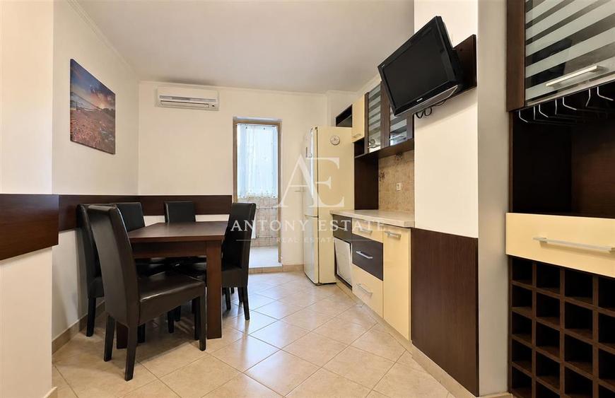 Apartament cu 3 camere decomandat, mobilat în Calea Aradului