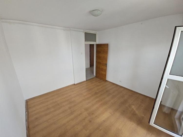 Apartament cu 2 camere decomandat în Tineretului