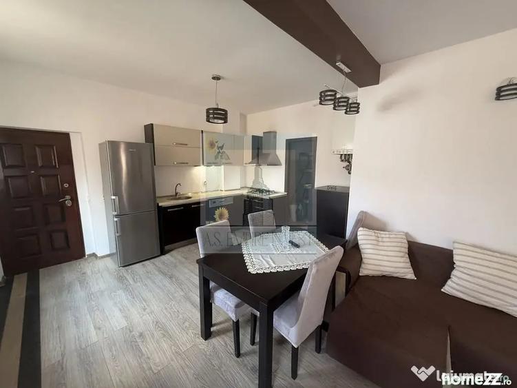 Apartament cu 3 camere decomandat în Centrul Istoric