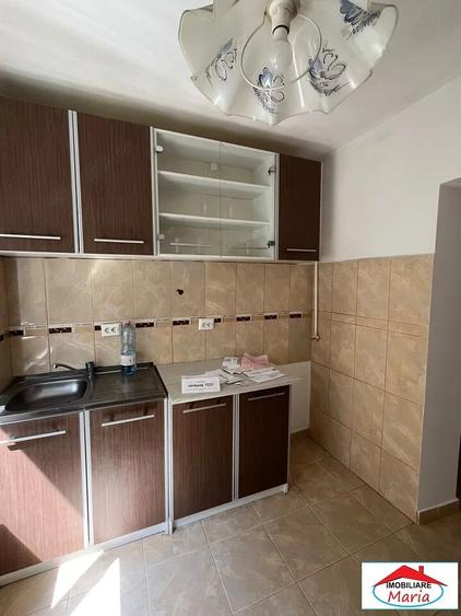 Apartament cu 2 camere în Micro 16