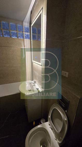 Garsonieră decomandată, mobilată în Decebal