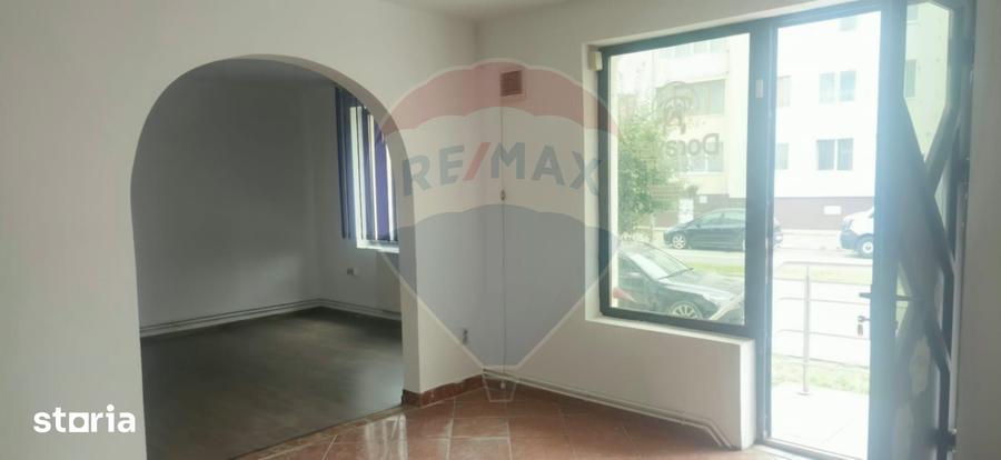 Spațiu comercial, de 62 mp, în Central