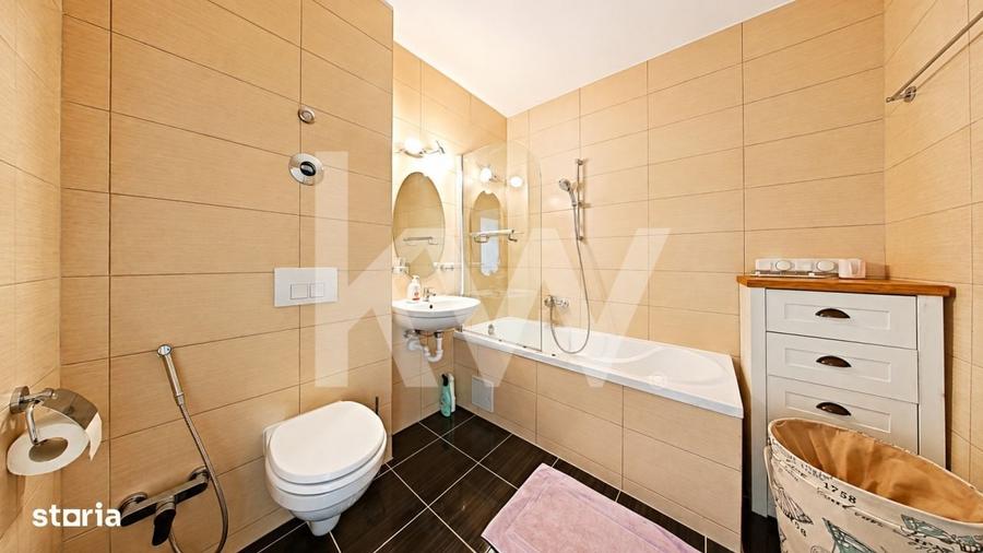Apartament cu 3 camere decomandat în Sud
