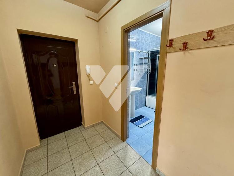 Apartament cu 3 camere decomandat, mobilat în Gușterița