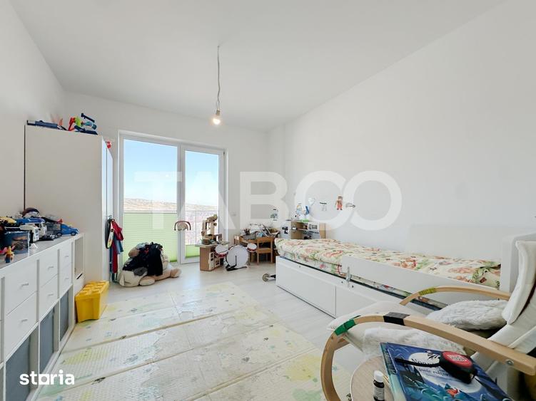 Apartament cu 4 camere semidecomandat, mobilat în Iris — fotografia 3