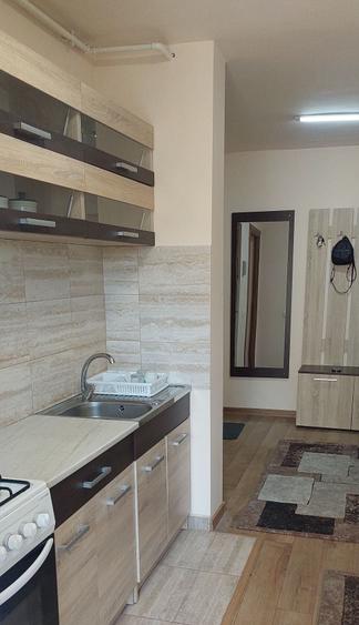 Apartament cu 2 camere decomandat în Florești