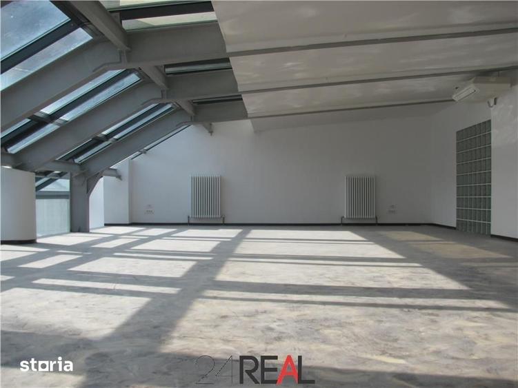 Spațiu comercial, de 105 mp, în Centrul Istoric