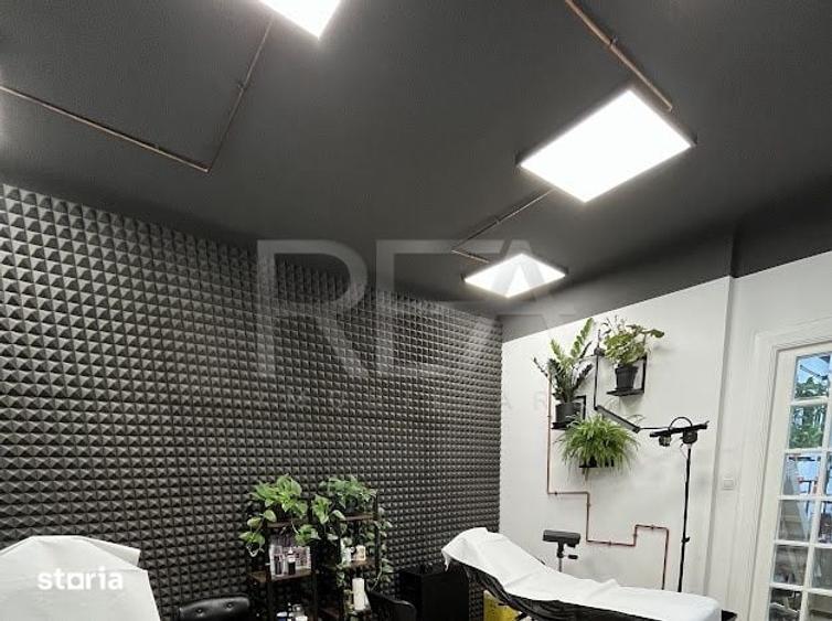 Apartament cu 4 camere semidecomandat în Romană