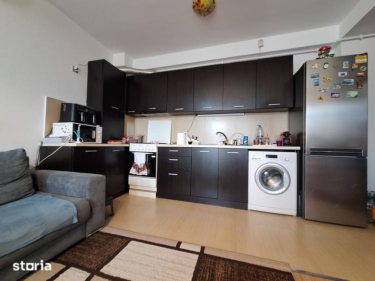 Apartament cu 2 camere decomandat în Fratelia