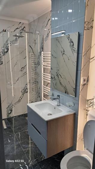 Garsonieră decomandată în Central