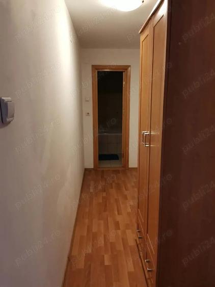 Garsonieră decomandată în Central