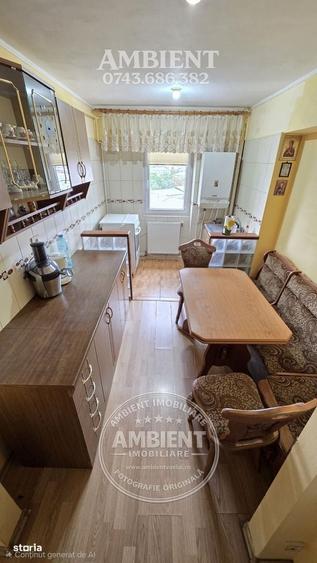 Apartament cu 3 camere decomandat în Gară